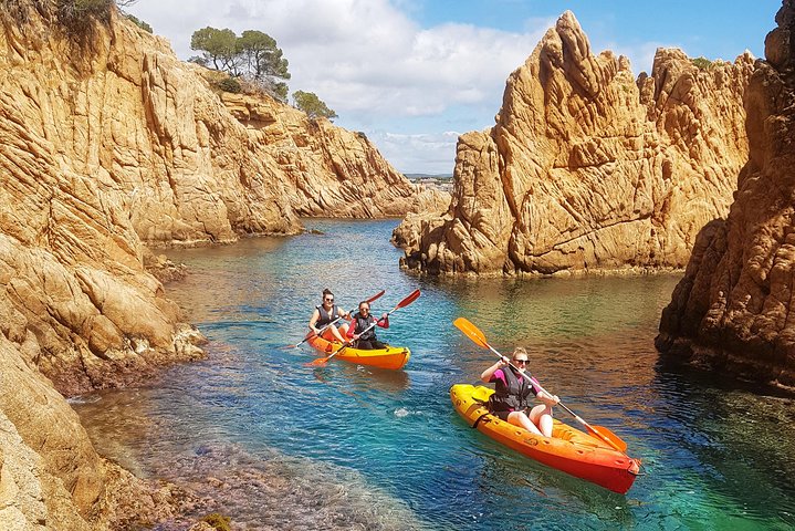 Costa Brava Adventure: Kayak, Hike & Cliff Jump!