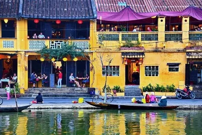 Discover Hoi An's Charm: Walking Tour & Lantern Making Adventure
