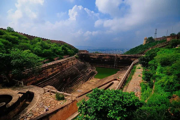 Uncover Jaipur's Ancient Water Secrets: A Guided Heritage Water Walk