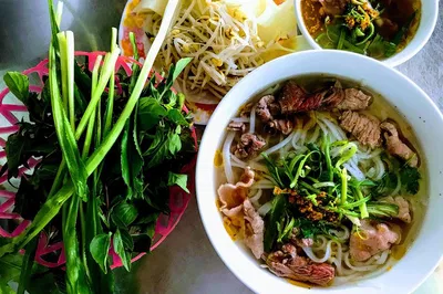 Hoi An Food & City Tour with Foot Massage
