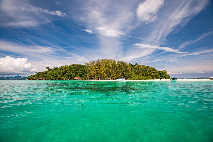 Bamboo Island Morning Escape: Snorkeling & Thai Beach Lunch!
