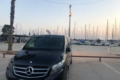Luxury Private Transfers: Cruise Port & Airport with Bilingual Drivers in Barcelona
