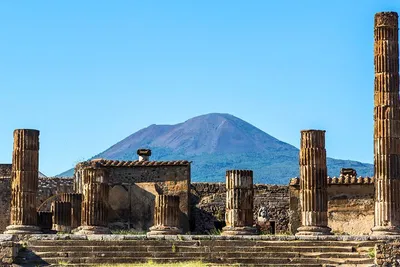 Pompeii Tour from Salerno: Theme Lunch & Tickets!