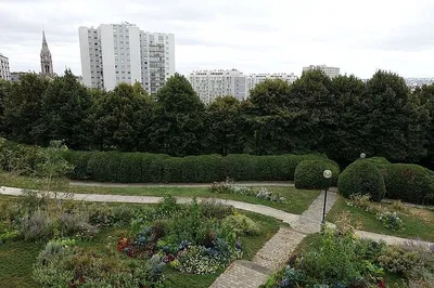 Uncover Belleville's Secrets: An Immersive Audio Art Walk
