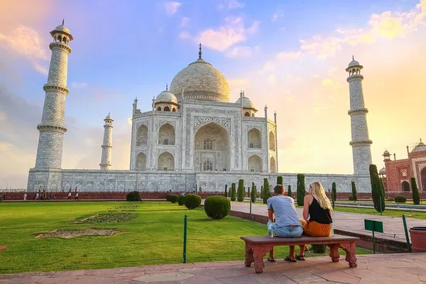 Taj Mahal Express: Delhi to Agra Private Day Trip