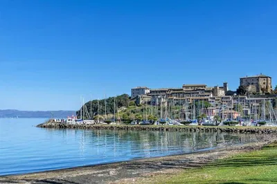 Discover Orvieto & Bolsena Lake: A Roman Holiday Escape