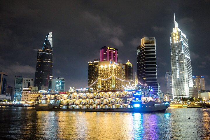 Saigon River Dinner Cruise: Fine Dining & City Lights