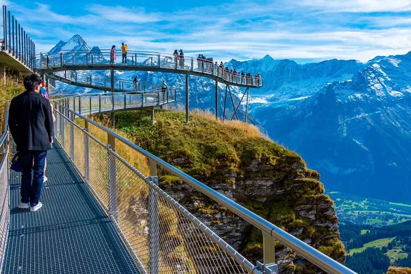 Unveiling Grindelwald's Majesty: A Tailored Adventure from Zurich