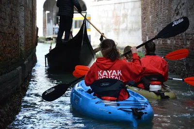 Venice Kayak Tour: Glide Through the Canals