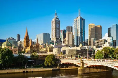Discover Melbourne's Gems: Private Walking Tour with Expert Guide