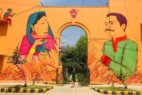 Uncover Delhi's Artistic Soul: A Street Art & Heritage Journey