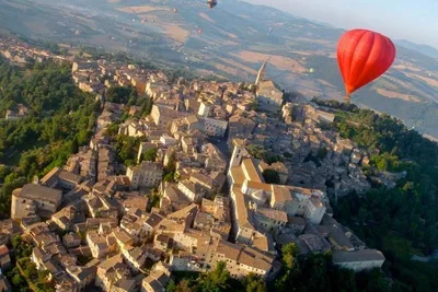 Unveil Umbria's Gems: Todi & Montefalco Private Tour with Wine & Lunch!