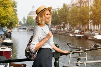 Capture Amsterdam's Charm: Personalized Photo Shoot Experience