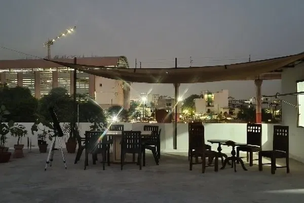 Jaipur Cooking Class: Authentic Family Meal & Stargazing