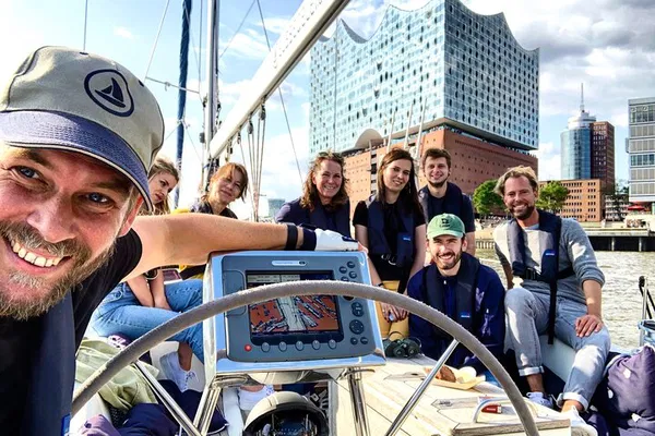 Hamburg Harbor Sailing Adventure: Cruise the City in Style!