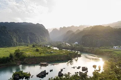 Unveiling Vietnam's History: A Private Car Journey from Hue to Phong Nha