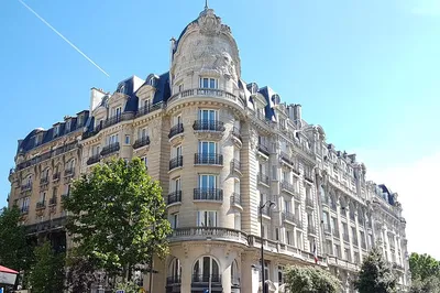 Discover Paris Your Way: Private 2-Day Walking Tour