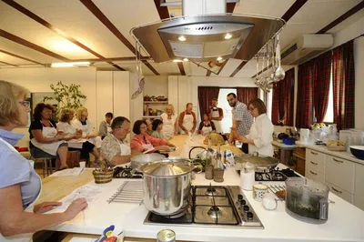 Unleash Your Inner Chef: Tuscan Cooking Class in Siena!