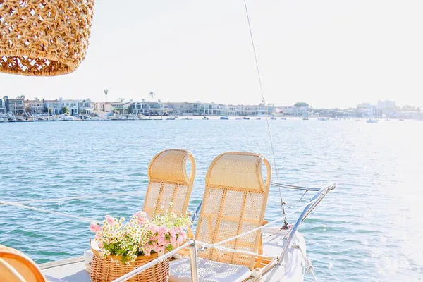 Newport Bay Bliss: Private Picnic Cruise at Sunset