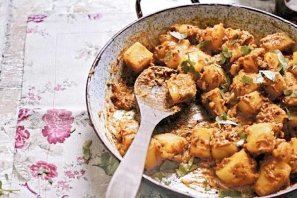 Spice Route Secrets: Jaipur Cooking Class & Royal Feast