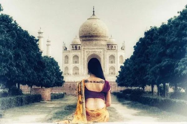 Star in Your Own Travel Show: Cinematic Agra Tour