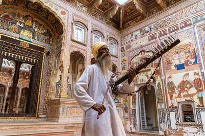 Jaipur to Nawalgarh: Private Havelis Tour - Art & History!