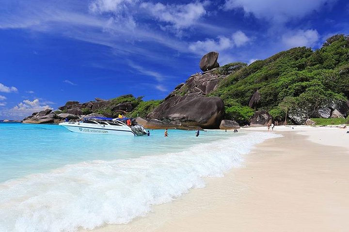 Similan Islands Snorkeling: A Breathtaking Andaman Adventure!