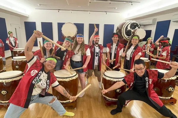 Kyoto: Unleash Your Inner Drummer with a Taiko Experience!