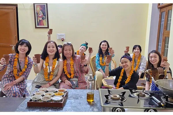 Spice Route Secrets: Jaipur Cooking Class with a Local Family