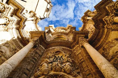 Barcelona to Valencia: A Personalized Coastal Escape with Free Photography