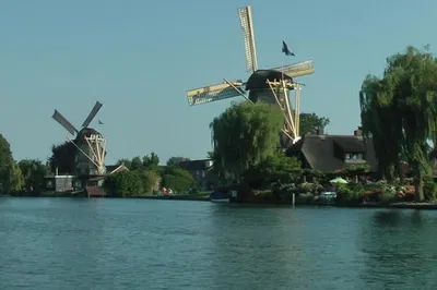 Discover Amsterdam's Hidden Gems: A Personalized Windmill Bike Adventure