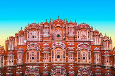 Uncover Jaipur's Majesty: An Immersive Full Day Guided Tour