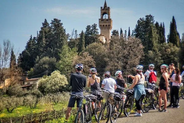 Chianti Hills Bike & Wine Tour: Tuscany's Delight!