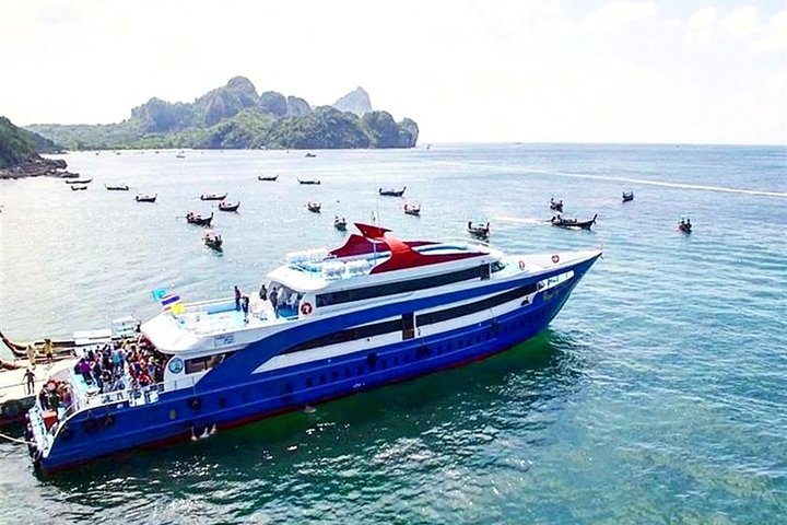 Discover Paradise: Phi Phi Island Royal Jet Cruiser Adventure