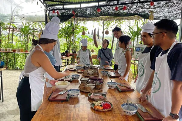 Hoi An Vespa Adventure: Rural Life, Cooking Class & Culinary Delights