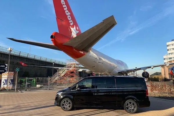 Amsterdam Layover City Tour: Maximize Your Schiphol Stopover!