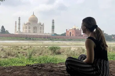 Unlock the Taj: Exclusive Guided Tour with Agra Fort