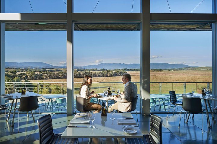 Yarra Valley Wine Tour: Tastings & Lunch from Melbourne