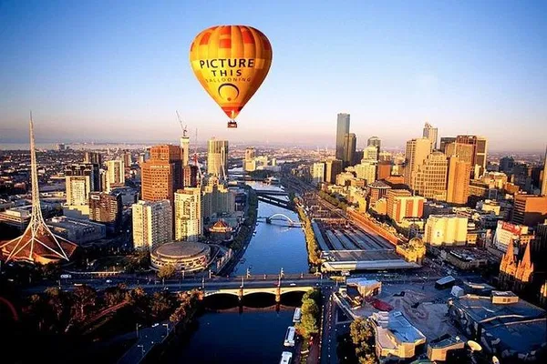 Melbourne Sunrise Balloon Flight: Unforgettable Views