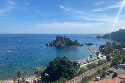 Unveiling Sicily & Sorrento: A Deluxe Culinary Journey
