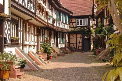 Discover Gengenbach: A Personalized Historical Walking Adventure