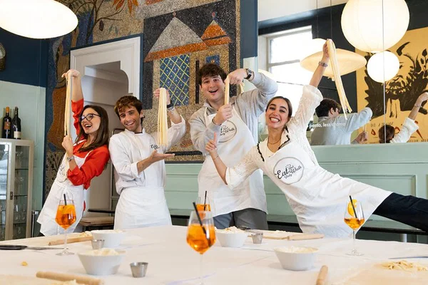 Piazza Navona: Spritz & Pasta Making Class