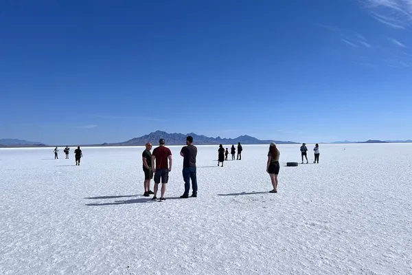 Unforgettable Bonneville Salt Flats Expedition: A Half-Day Adventure