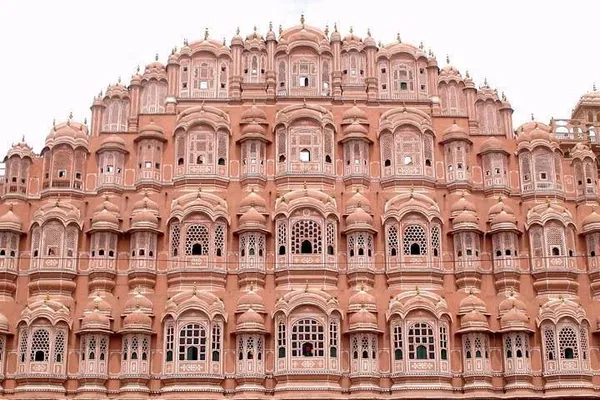Jaipur Private Day Tour: See Pink City Wonders!