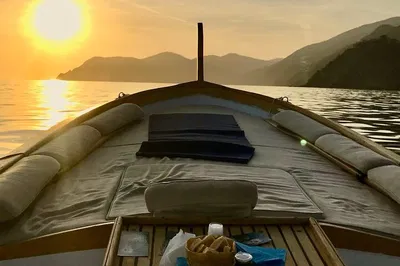 Sunset Cruise: Cinque Terre's Coastal Magic from Monterosso to La Spezia