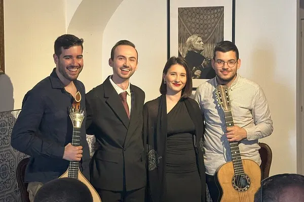 Fado Show: Intimate Alfama Music & Wine