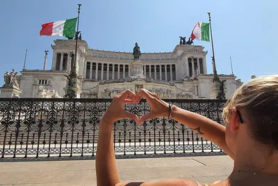 Vittoriano, Aracoeli & Piazza Venezia Tour: Skip-the-Line