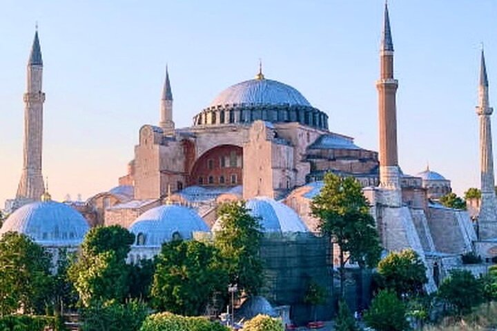 https://images.dyvarcity.com/experience-images/dyvarcity_4f342d0721207f179bc9ce534_ab.jpg