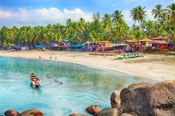 Unveiling India's Splendor & Goa's Beaches: A Golden Triangle Tour