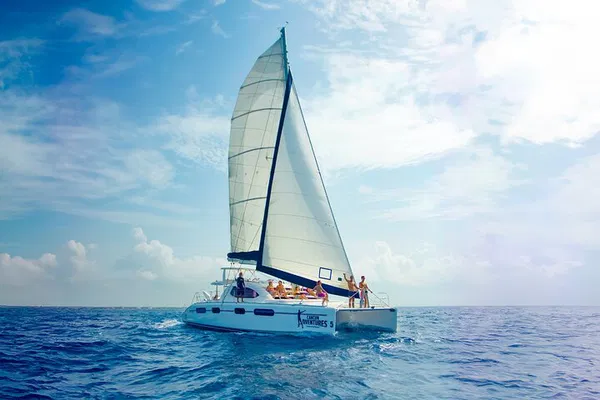 Riviera Maya Snorkeling Cruise: Luxury, Lunch & Open Bar